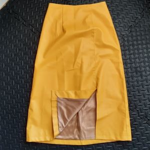 Nerazzurri yellow leather midi skirt